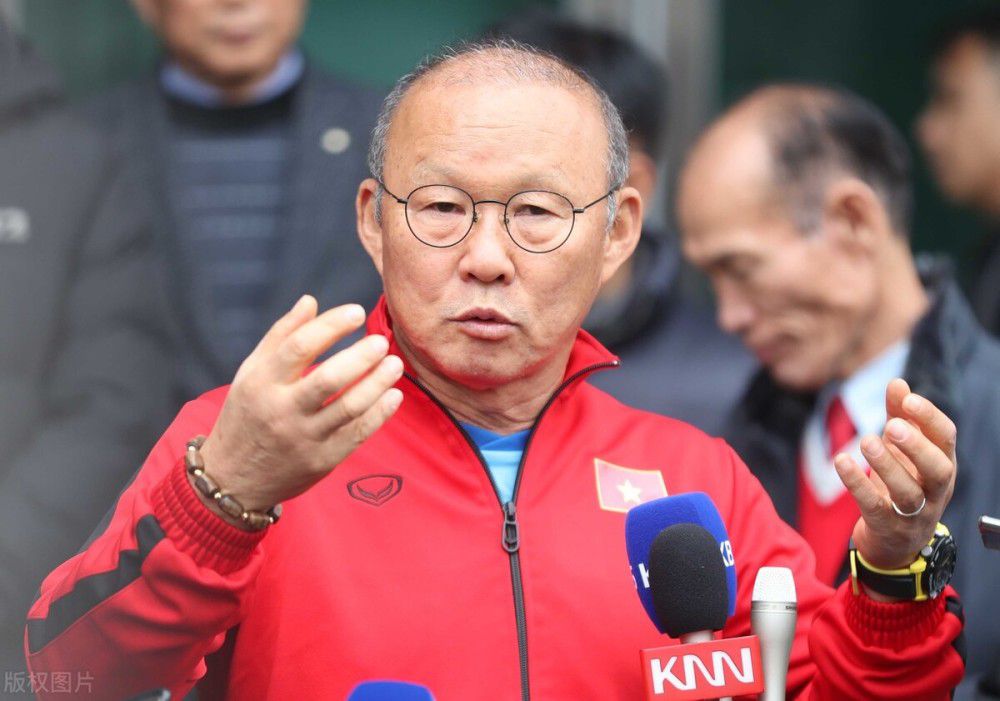 我现在感觉浑身有使不完的劲儿啊，所以特别想出去跑一圈，痛痛快快的跑一圈。
